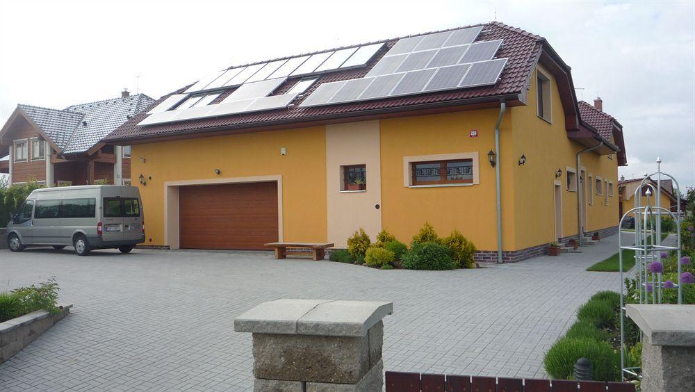 Apartmany Graf Chýně Екстериор снимка