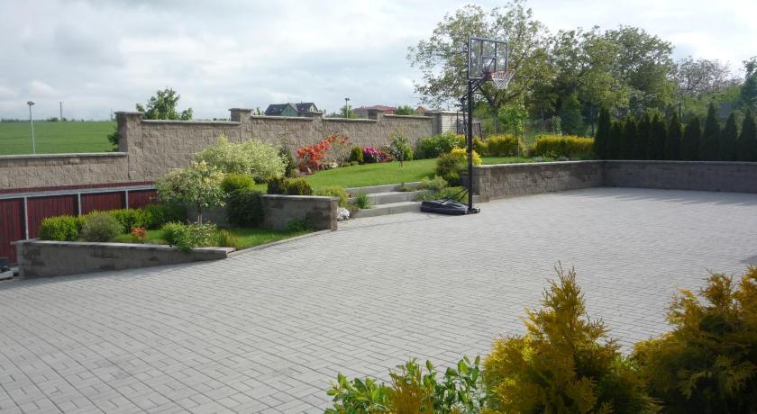 Apartmany Graf Chýně Екстериор снимка